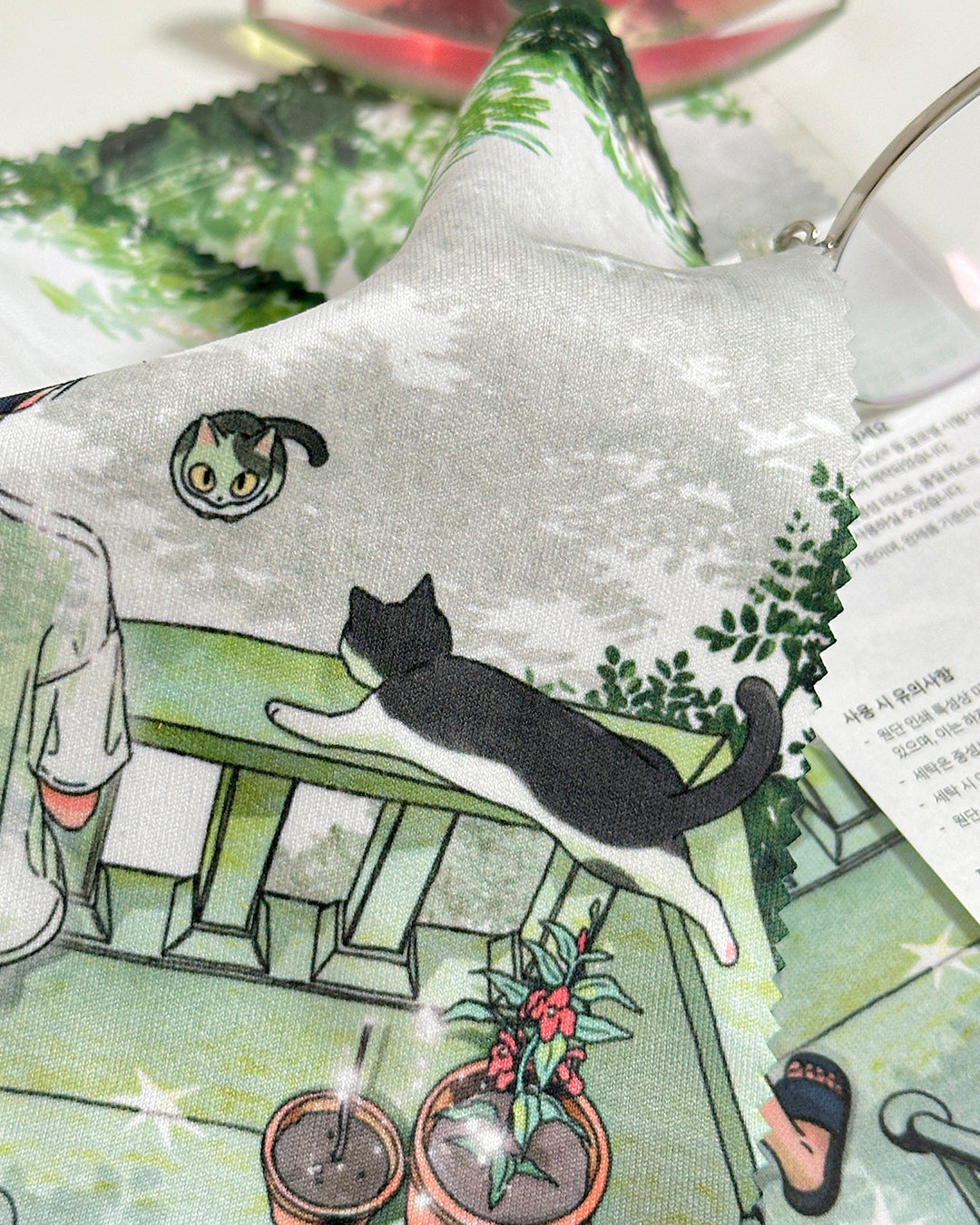 Greenish Light - Microfiber Lens Cloth