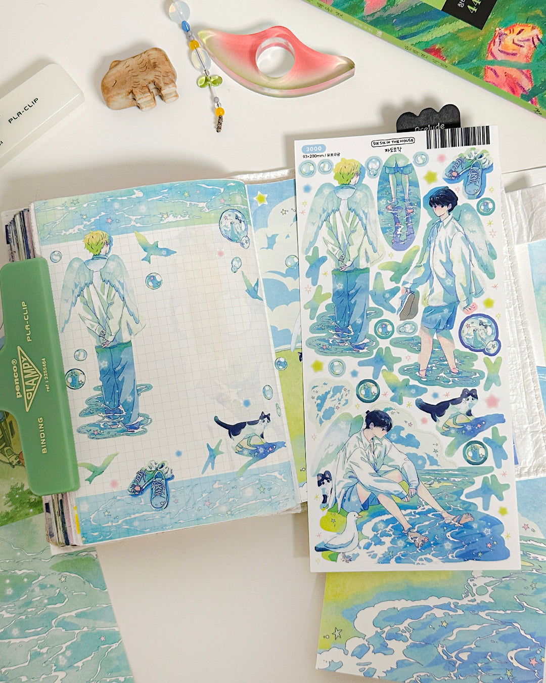 Wave Fragments Illustration Sticker